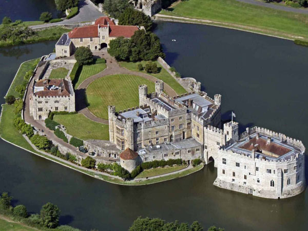 Leeds Castle, Maidstone, Kent